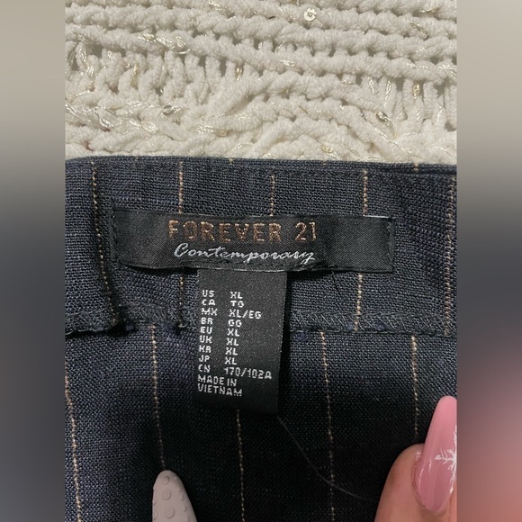 Forever 21 stripped dress. - Picture 7 of 7